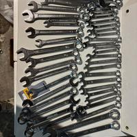 Chiavi 84 pezzi miste