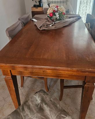 Tavola con sei sedie legno