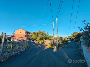 Terreno in parte edificabile a Ragalna