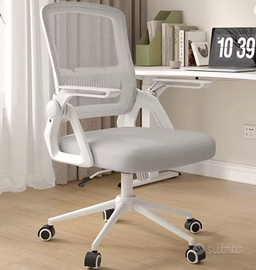 Sedia Ergonomica Nuova – Braccioli reclinabili