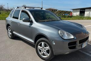 Porsche Cayenne 3.2 V6 250cv