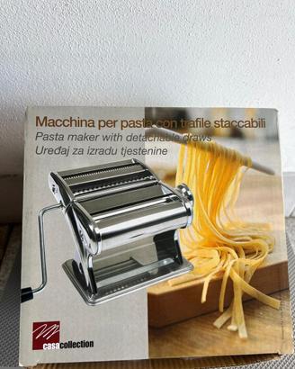 Macchina per pasta con trafile staccabili