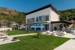 VILLE BIFAMILIARI: CAPACI a meno di 5 minuti