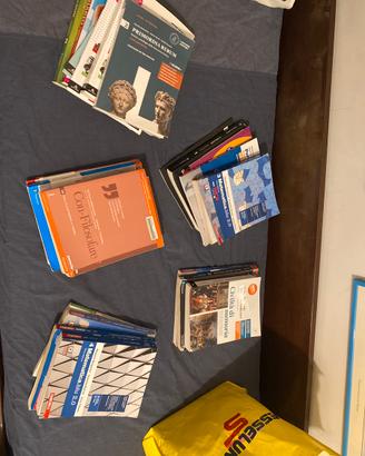 Libri scolastici, promozioni e set scontati