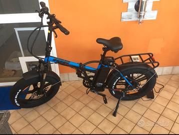 Bicicletta pedalata assistita
