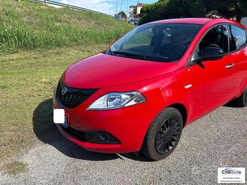 LANCIA - Ypsilon -1.0 firefly hybrid Silver s