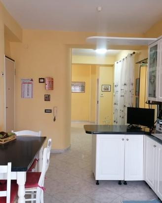 APPARTAMENTO ARREDATO mq 100 zona Campagnella-Sala