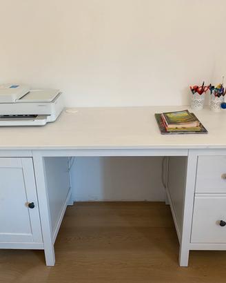 Scrivania ikea hemnes
