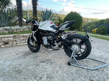 Mv agusta dragster