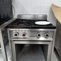 Fornelli da cucina professionale.