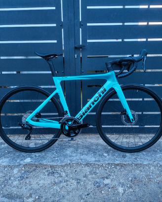 Bianchi Oltre Race