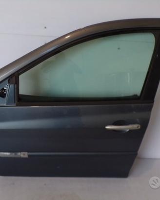 Portiera anteriore sinistra Renault Clio 3 2011