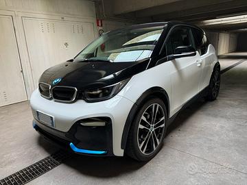 BMW i3s