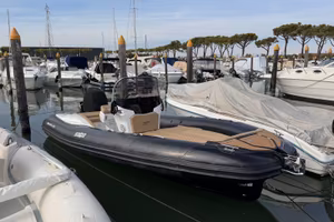 gommone salpa soleil 20 black edition teak