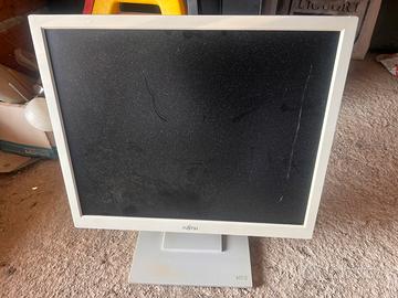 Monitor Fujitsu Perfetto 19 pollici