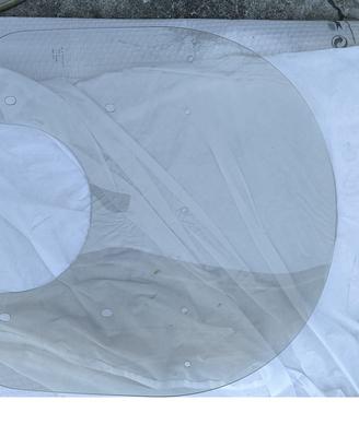 Parabrezza di ricambio chiaro