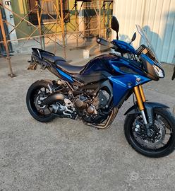 Tracer 900