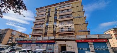 QUADRIVANI LIBERO CON P.AUTO