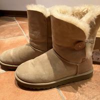 Ugg Bailey Button