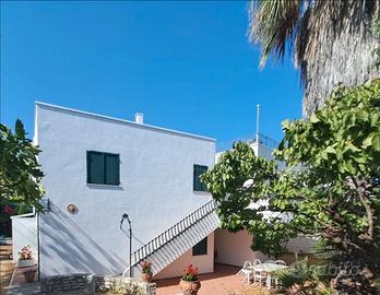 LAST MINUTE AGOSTO | Villa FRONTE MARE