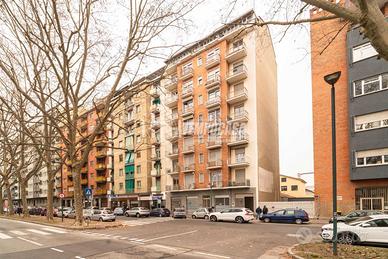 BILOCALE CORSO NOVARA 95