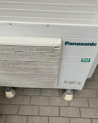 Condizionatore R32 - 3 split + 1 unità esterna
