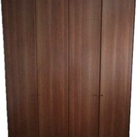 Armadio Moderno 4 Ante Battenti Effetto Legno Chia