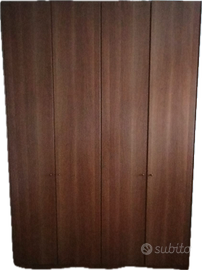 Armadio Moderno 4 Ante Battenti Effetto Legno Chia