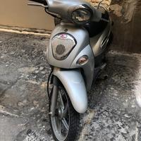 Scooter perfetto per assicurazione d'epoca
