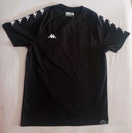 T-shirt nera Kappa