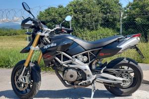 Aprilia Dorsoduro 750