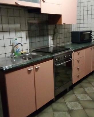 Cucina completa (solo mobili) Buone condizioni 