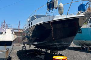Azimut 32