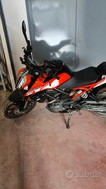 KTM DUKE 125