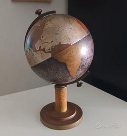 Portasigarette mappamondo vintage