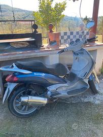 Piaggio Beverly 200
