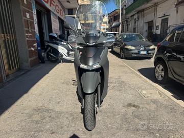 Honda SH 350 Sport