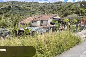 Proprietà Immobiliare con Terreno