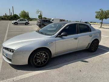 Alfa Romeo 159
