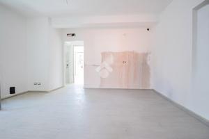 3 LOCALI A FONTE NUOVA