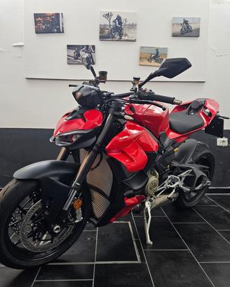 Ducati Streetfighter V4 - 2026 - KM 329
