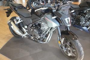 Honda Hornet 500 e-CLUTCH 35 KW PATENTE A2