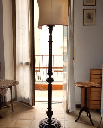Lampada da terra antica – piantana