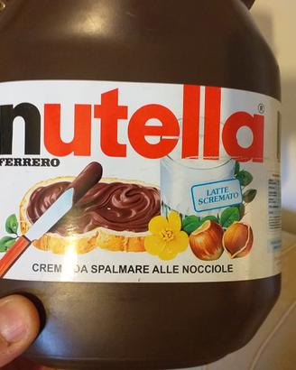 Nutella barattolo e barattolone puff
