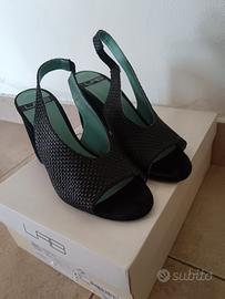 Sandalo da donna con tacco largo