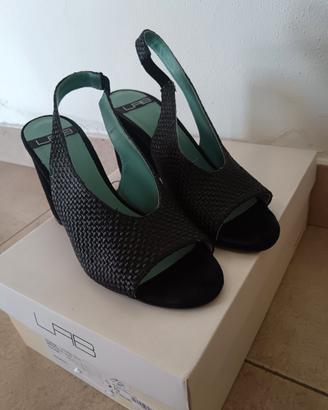 Sandalo da donna con tacco largo