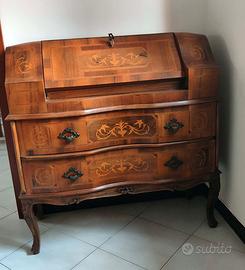 Mobile scrittoio in stile "Maggiolino"