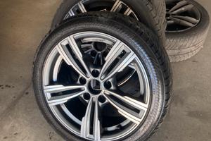 4 Cerchi in Lega 17" + Gomme Invernali 225/45 R17
