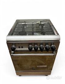 Cucina 4 fuochi a gas metano con forno