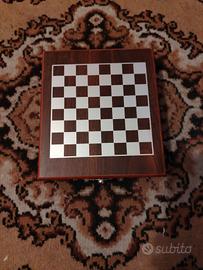 SCATOLA IN LEGNO CON CONTENUTO